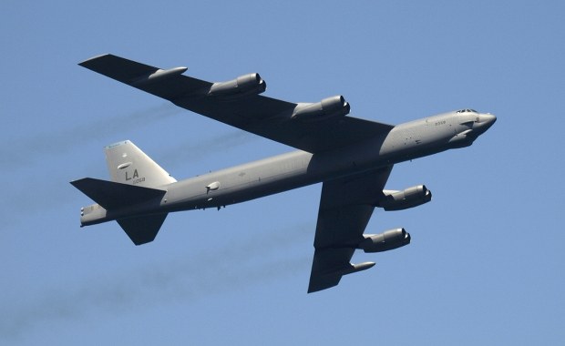 NATO wysłało w stronę Rosji liczne samoloty, w tym bombowiec