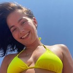 Naturalna Mery Spolsky pozuje w bikini