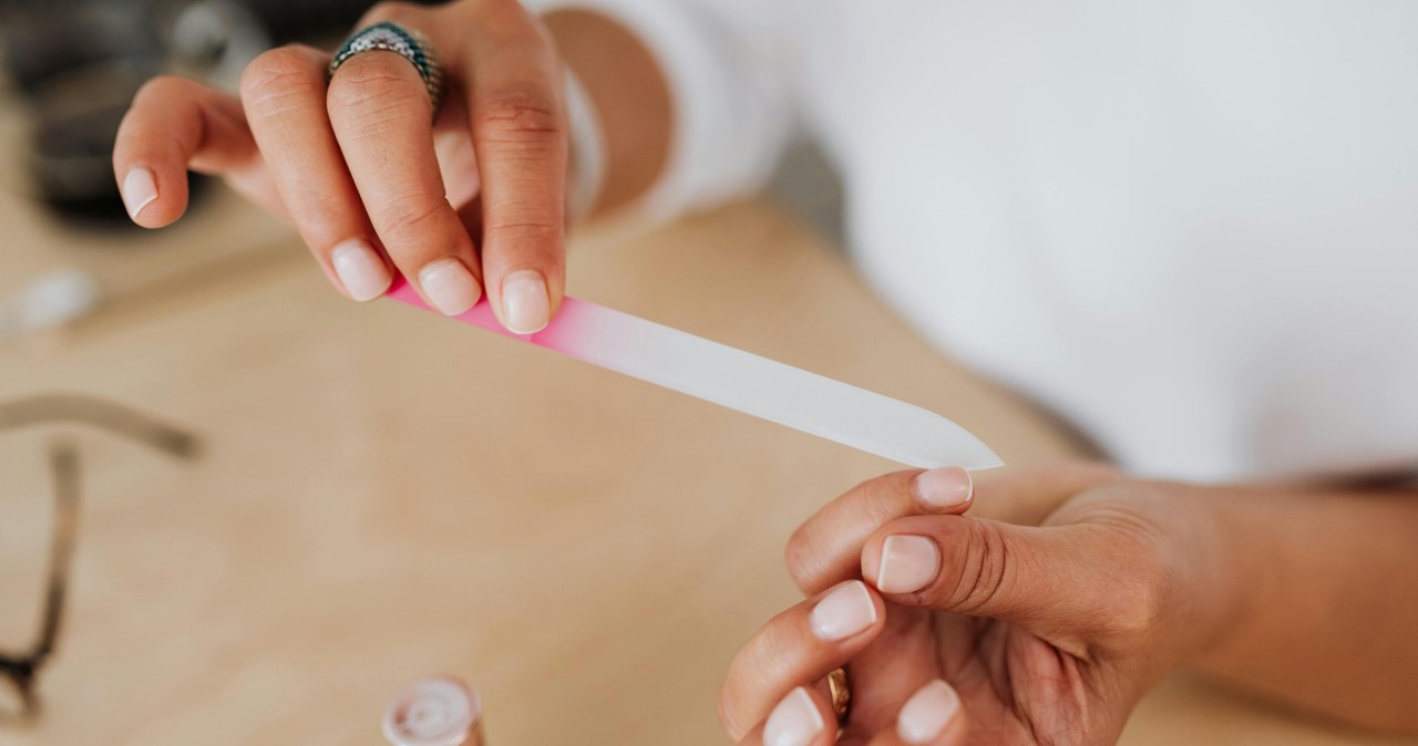 Naturalne paznokcie to najnowszy trend, który króluje wiosną 2026 /www.kaboompics.com /pexels.com