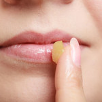 Naturalne sposoby na spierzchnięte usta
