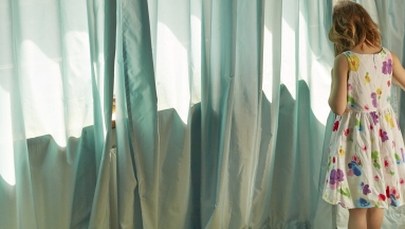 Nauczyciel angielskiego miał molestować sześć małych uczennic