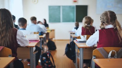 Nauczyciel-zwyrodnialec z Rosji. Robił dzieciom "test oddechu"