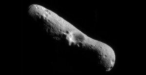 Naukowcy chcą zbadać tajemniczą asteroidę