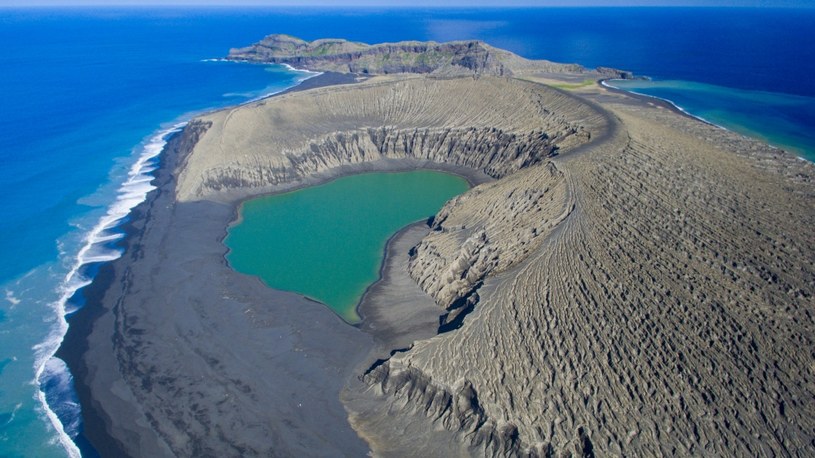 Naukowcy dokonali niezwykłego odkrycia na nieistniejącej już wyspie Hunga Tonga /Yves GLADU/Gamma-Rapho via Getty Images /Getty Images