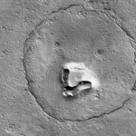 Naukowcy dostrzegli na kolejną twarz na Marsie. Tym razem to... niedźwiadek