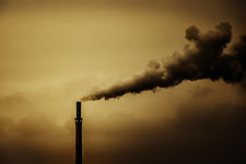 Naukowcy: Notujemy rekord emisji CO2. Żyjemy w bezprecedensowym czasie