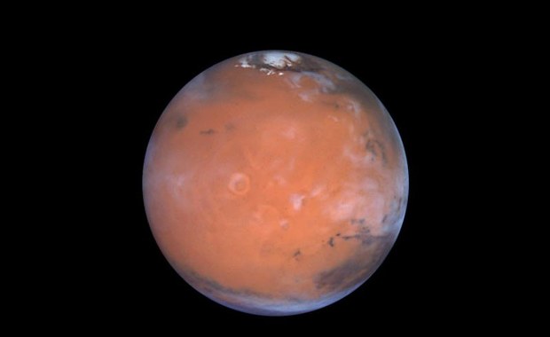 Naukowcy odkryli trzy kolejne jeziora na Marsie