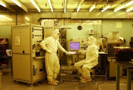 Naukowcy podczas pracy w Bell Labs /materiały prasowe