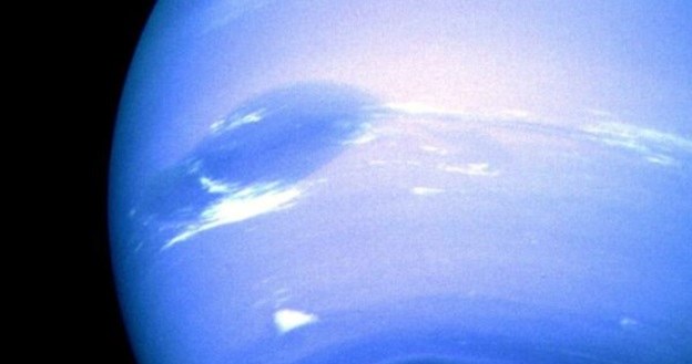 Naukowcy starają się lepiej zrozumieć kosmiczną pogodę na Neptunie /materiały prasowe