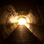 mózg Naukowcy tłumaczą, dlaczego widzimy światło na końcu tunelu. Czym jest NDE?