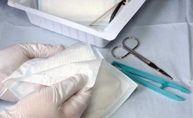 Naukowcy z Lublina i Łodzi tworzą inteligentny opatrunek