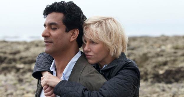 Naveen Andrews i Naomi Watts w filmie "Diana" /materiały prasowe