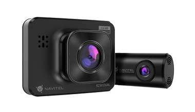 Navitel R250 Dual– nagrywanie podwójnego obrazu podczas jazdy