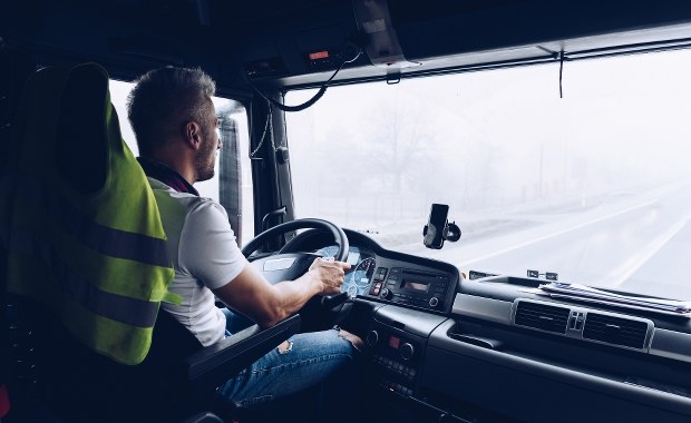 Nawet 150 tysięcy kierowców ciężarówek brakuje w Polsce