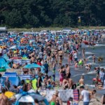Nawet 2,5 tys. zł za noc nad Bałtykiem. W tym sezonie "może być ciężko o miejsca"