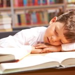Nawet 20 proc. uczniów może mieć trudności w nauce czytania i pisania
