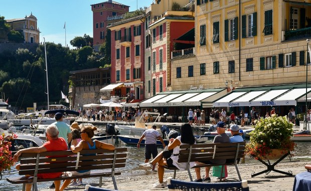 Nawet 500 euro kary w Portofino! Co warto wiedzieć przed podróżą?