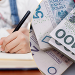 Nawet 759 zł miesięcznie w roku szkolnym 2025/2026. Komu przysługuje?
