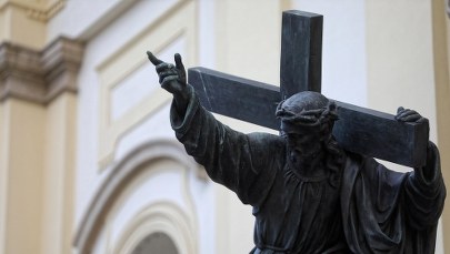 "Nawet 8 mld zł dla Kościoła rocznie". Lewica chce raportu od premiera