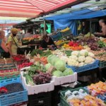 Nawet 80 zł za 1 kg. "Niszowy" owoc pojawił się na polskich rynkach