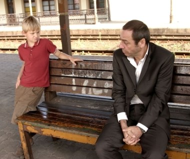 Nawet kilkudziesięciosekundowym występem potrafi pozostać w pamięci widzów, co udowodnił choćby kreacją w filmie "Ki". Najważniejszą rolą w jego karierze pozostaje jednak występ w "Sztuczkach" Andrzeja Jakimowskiego (na zdjęciu); otrzymał za niego jedyne w kinowej karierze indywidualne wyróżnienie - nominację do Orłów.