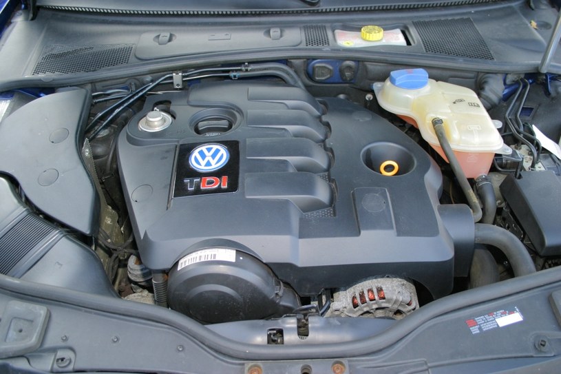 Nawet popularne jednostki TDI (na zdjęciu 1.9) zużywają olej. W silnikach turbo jego poziom jest szczególnie ważny. /Motor