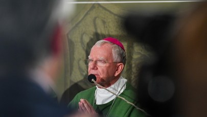 Nawoływał do zabójstwa abp. Jędraszewskiego. Sprawa wraca na wokandę