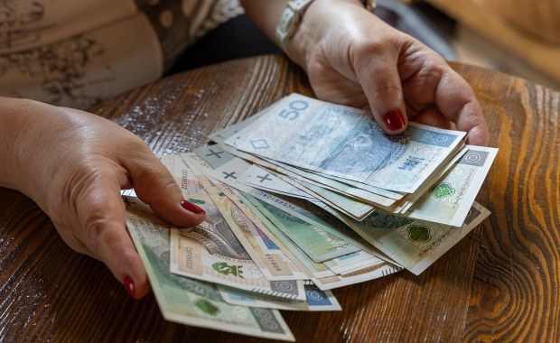 Nawrocki obiecał "sprawiedliwą waloryzację emerytur". Prezes ZUS: To zwiększy zadłużenie 