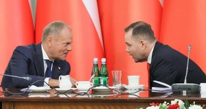 Nawrocki ripostuje: Tusk odciął prezydenta od służb specjalnych