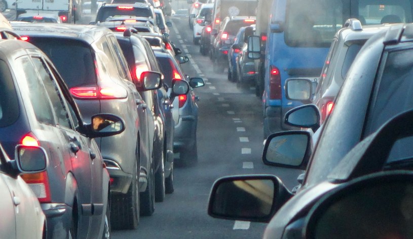 Nawyki, stosowane przez wielu kierowców, mogą doprowadzić do nadmiernego zużycia wybranych podzespołów w samochodzie. /Piotr Kamionka/ REPORTER /East News