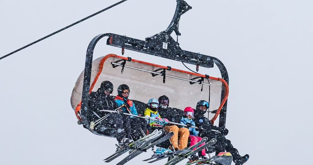 Найактивніші учасники голосування могли розраховувати на привабливі призи, зокрема ваучери на підйомники /Domena publiczna