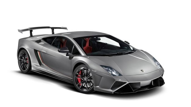 Nazwa "Squadra Corse" nawiązuje do nowego oddziału Lamborghini, zajmującego się działaniami w sporcie motorowym. /Lamborghini