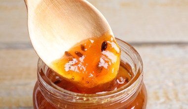 Nazywają je syberyjskim złotem. Ma więcej witaminy C niż cytryna i pomarańcze