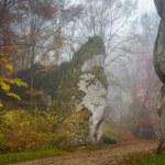 Nazywany jest “polską Szwajcarią”. W listopadzie zachwyca urokiem i widokami