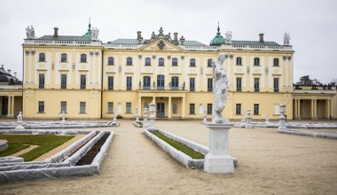 Nazywany jest "Wersalem Podlasia". Barokowy ogród zachwyca także zimą