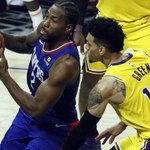 NBA: Mistrzowie zaczęli od zwycięstwa, świetny mecz Leonarda