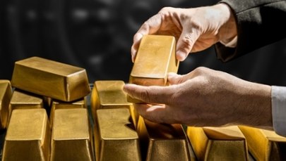 NBP jeszcze mocniej stawia na złoto. "Jest jedyną pewną lokatą"