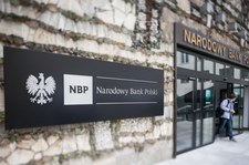 NBP opublikował informację o wynagrodzeniach w latach 1995–2018 