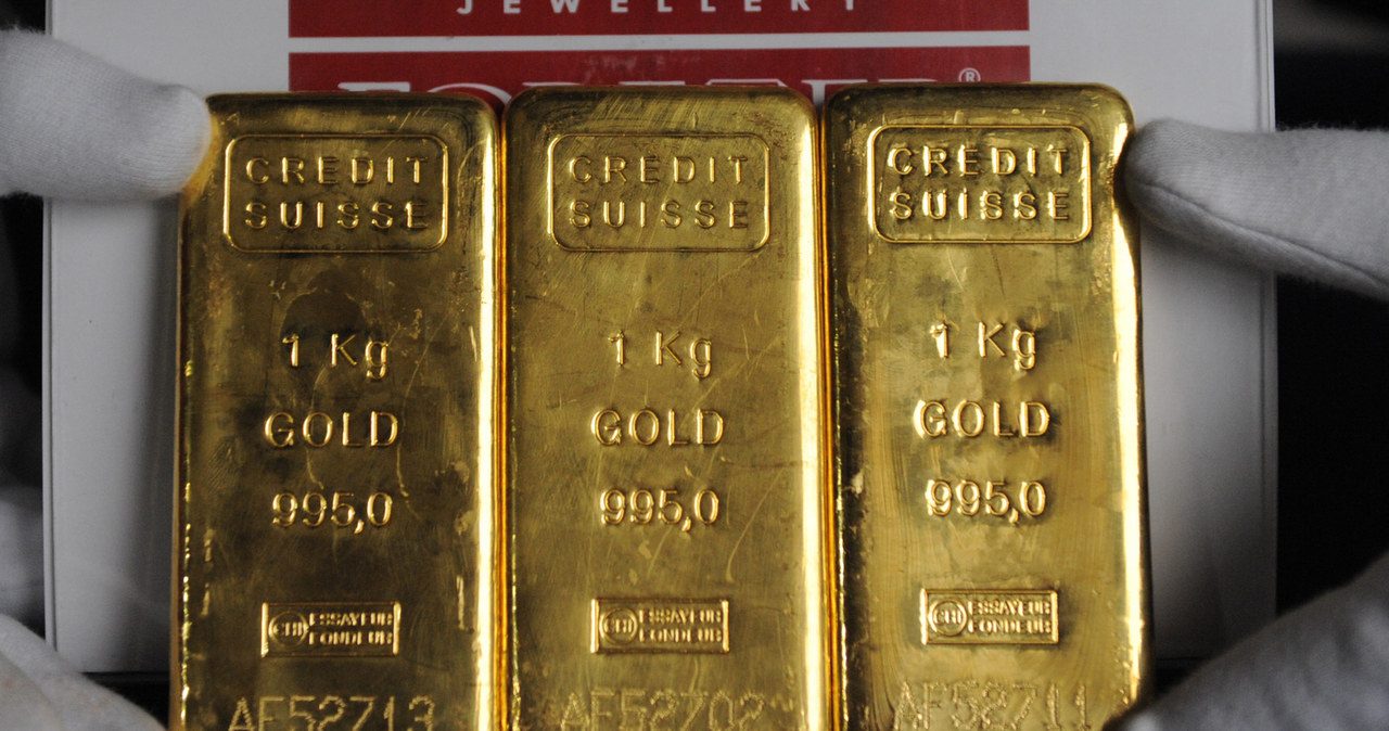 NBP posiada 360 ton złota. Jednak jego rezerwy nie znajdują się wyłącznie w Polsce /AFP