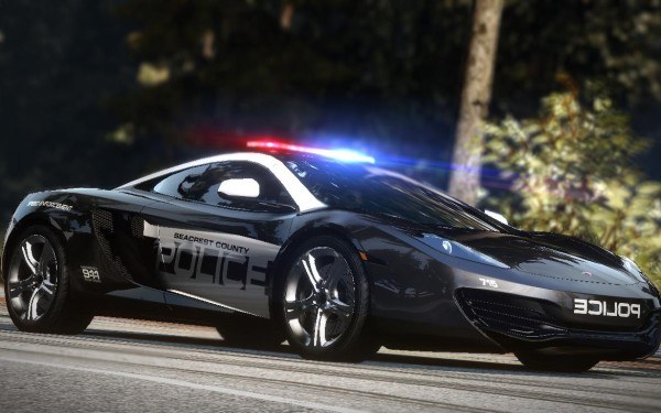 Neef for Speed: Hot Pursuit - motyw z gry /Informacja prasowa