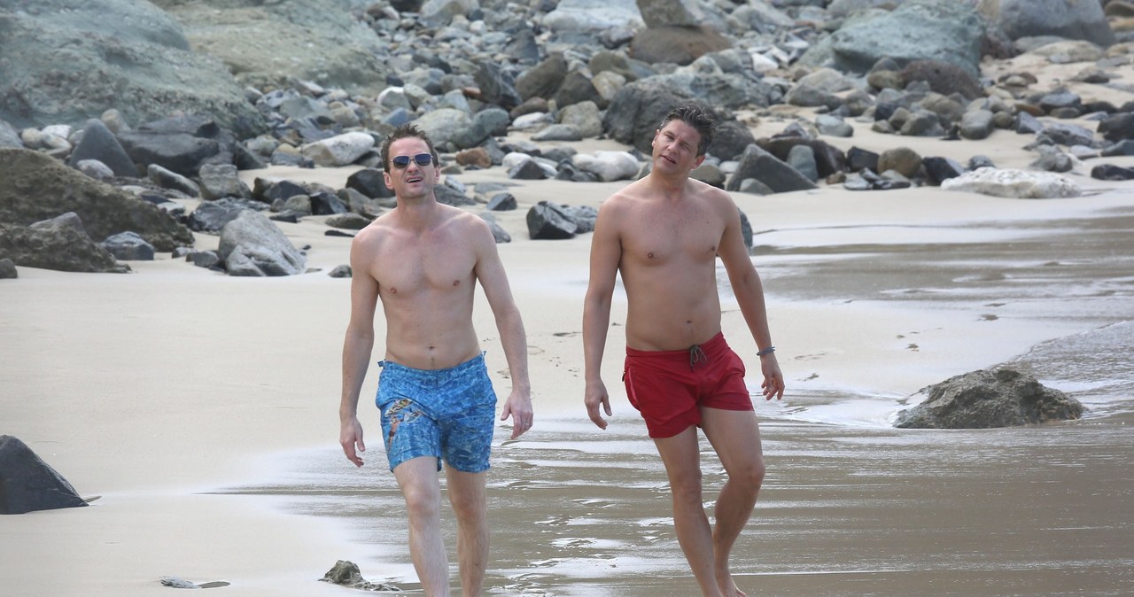 Neil Patrick Harris i David Burtka na wakacjach /East News