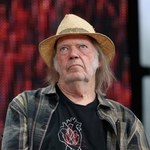 Neil Young odszedł z platformy w atmosferze skandalu. Teraz wraca na Spotify
