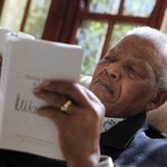 Nelson Mandela spędzi święta w szpitalu