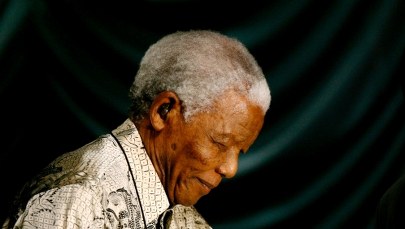 Nelson Mandela znów w szpitalu z powodu infekcji płuc 