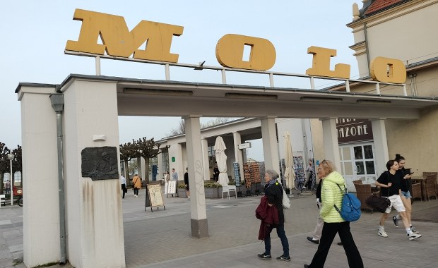 Neon w stylu retro ma witać turystów. Jak zmieni się wejście na sopockie molo?