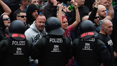 Neonaziści opanowali Chemnitz. "Niemcy dla Niemców. Precz z cudzoziemcami!" 