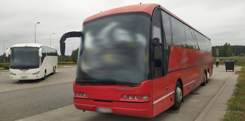 Neoplan w wersji "durszlak" zatrzymali inspektorzy z kujawsko-pomorskiej ITD /ITD