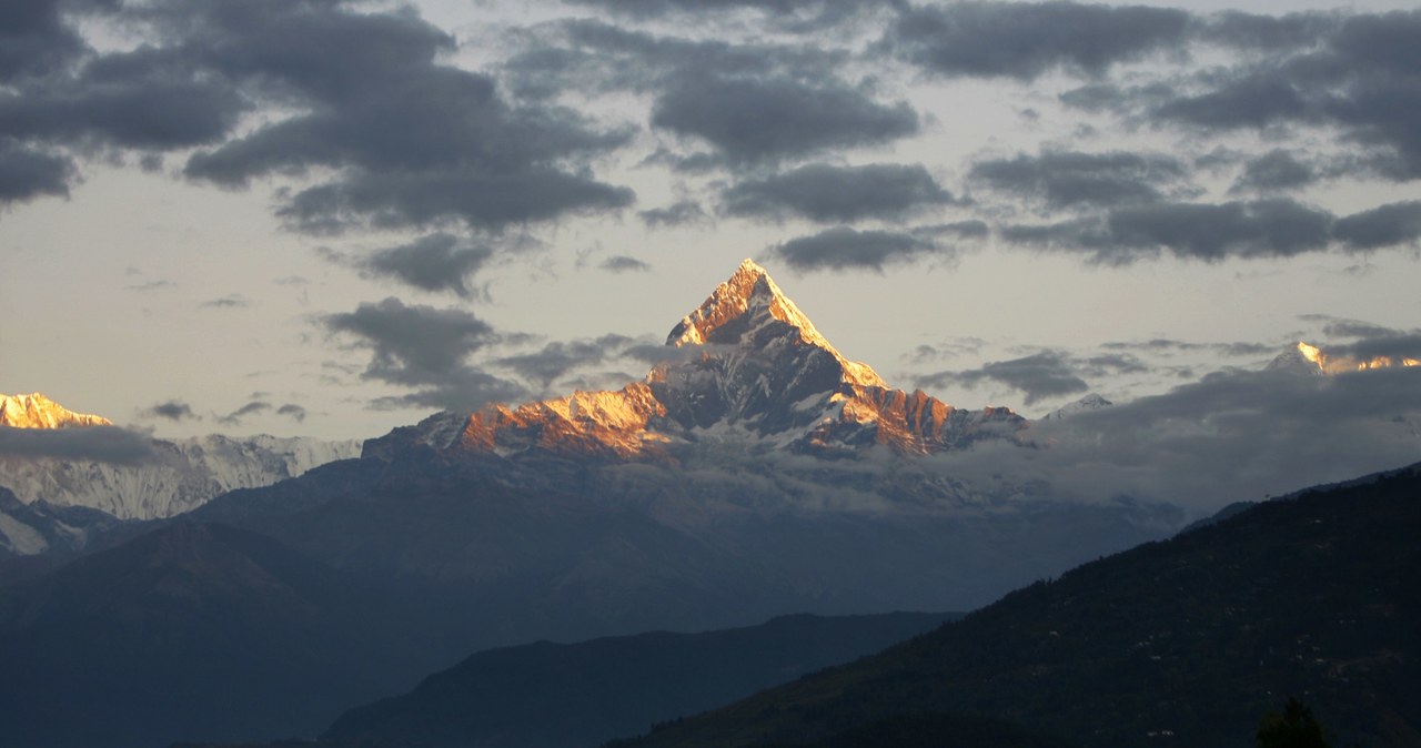 Nepal otwiera się w październiku na himalaistów i turystów /AFP