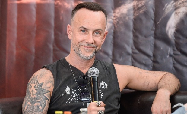 Nergal stanie przed sądem. Chodzi o zdjęcie buta na obrazie Matki Boskiej