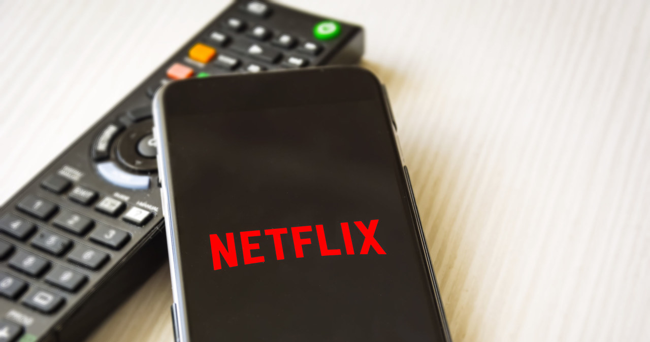 Netflix korzysta z algorytmów AI /123RF/PICSEL